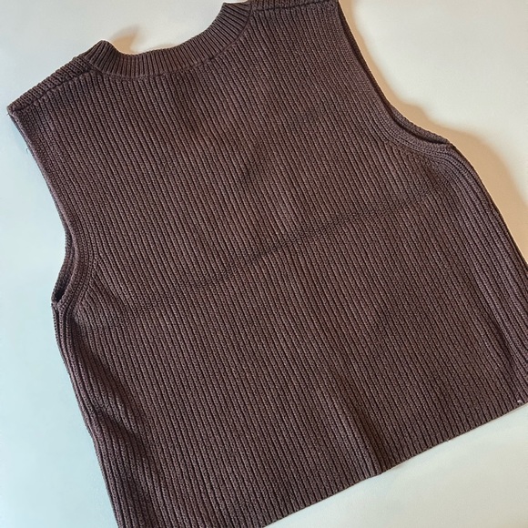 Zara Chocolate Ribbed Knit Top - Picture 3 of 4
